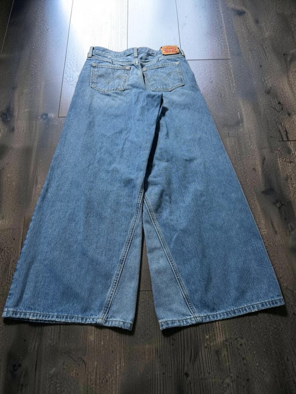 Levi’s 94 Baggy Wide Leg Women's Jeans W28 Y2K Loose Fit Light Wash Denim - Picture 2 of 15